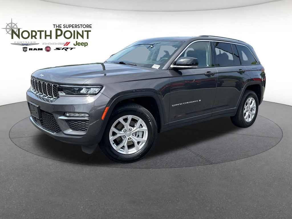 Baltic Gray Metallic Clearcoat 2023 Jeep Grand Cherokee SUV / Crossover Four-Wheel Drive 8-Speed Automatic