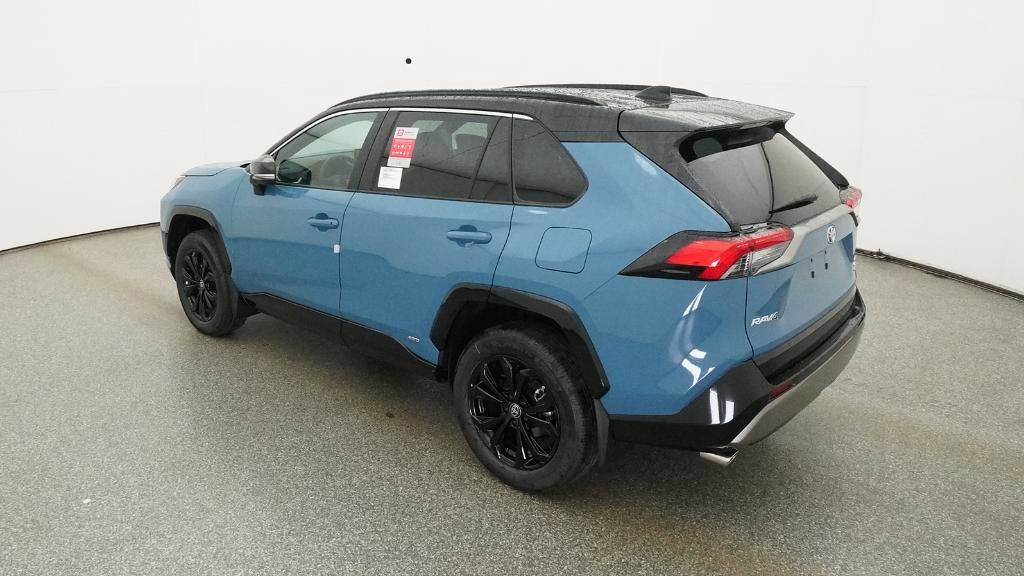 Thumbnail: 2025 Toyota RAV4 - 10