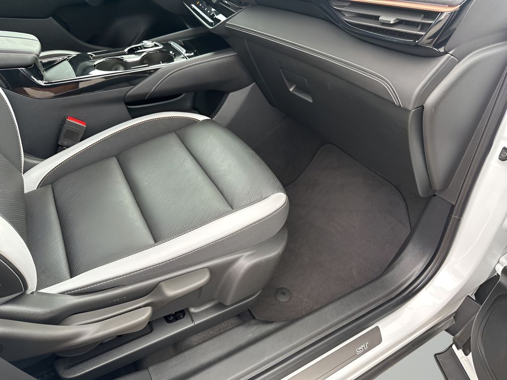 Used Car 2025 Buick Envision  Sport Touring For Sale Under $35,000 In Austin, Texas