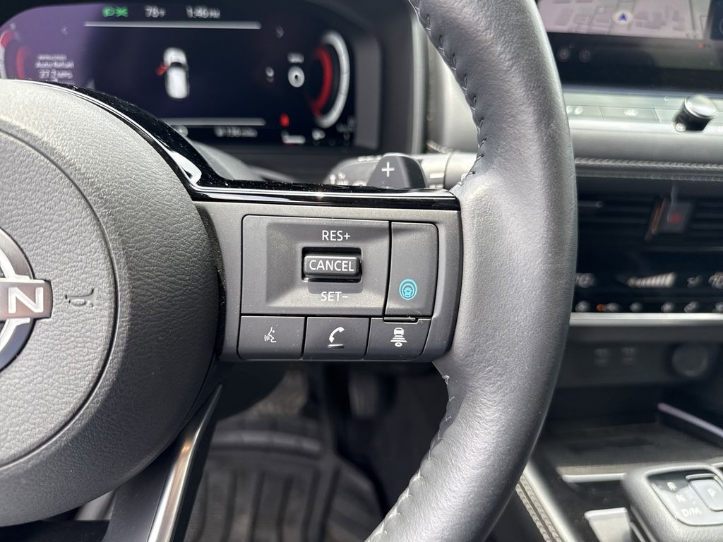 2024 Nissan Rogue Platinum Gold at Toyota of Victoria