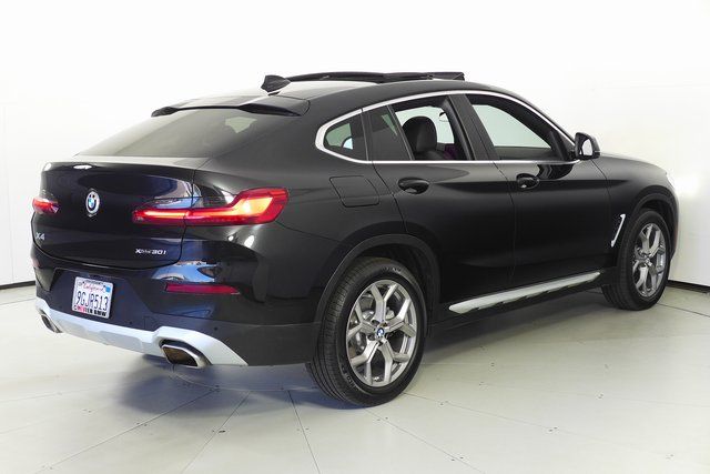 2023 BMW X4 xDrive30i 7