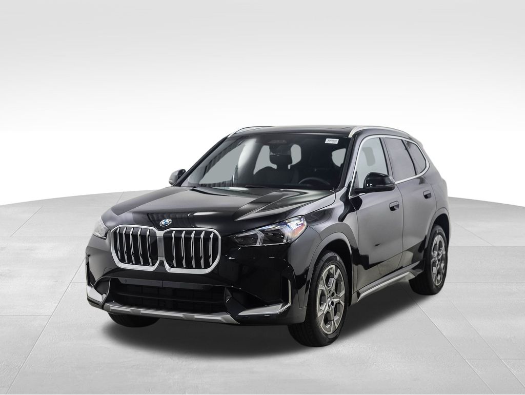 2025 BMW X1 xDrive28i Hero Image