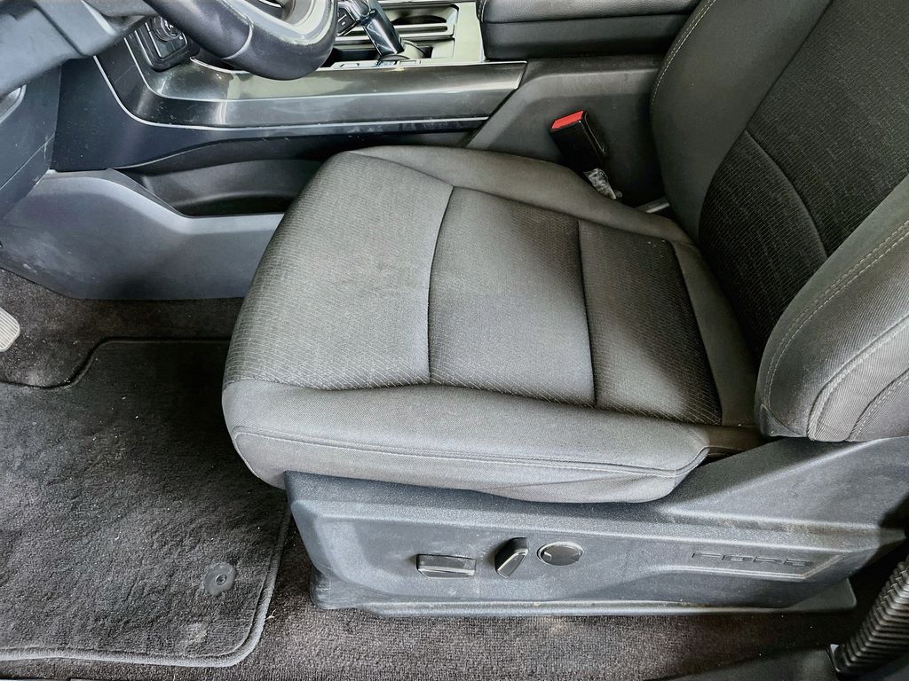 Used 2021 Gray Ford XLT image 19