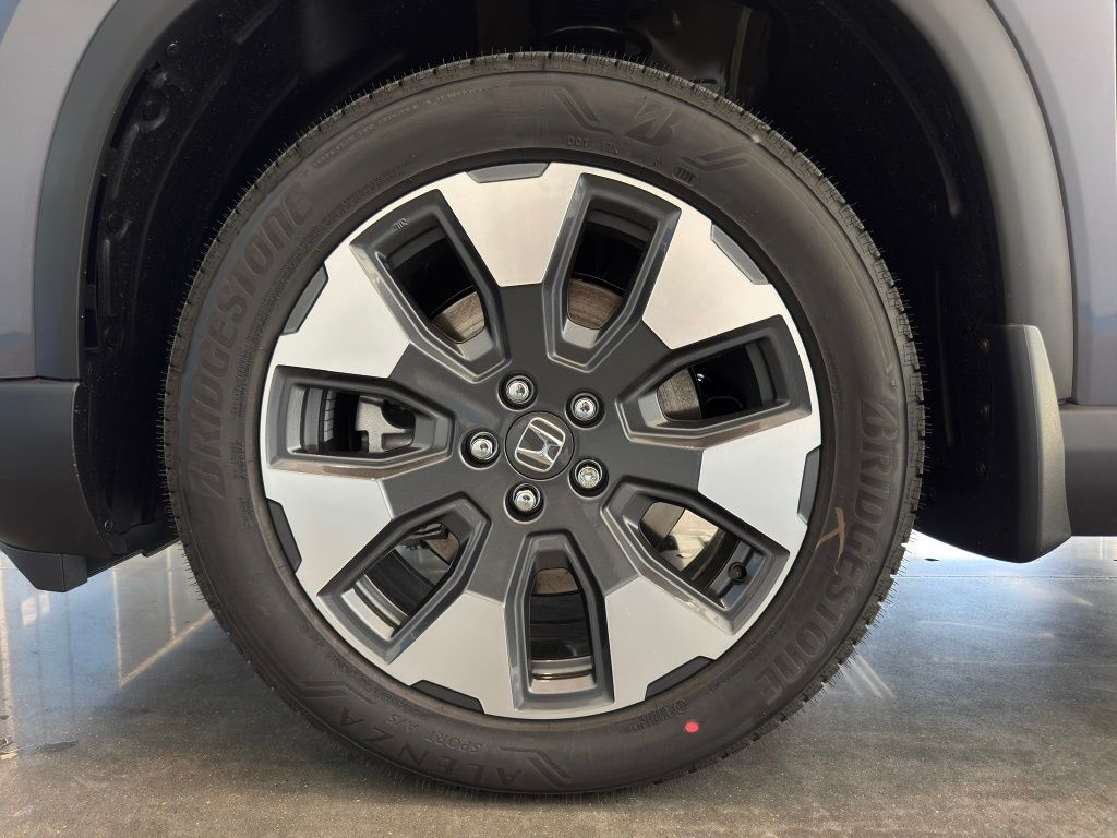 2026 Honda Pilot Elite  at Community Honda