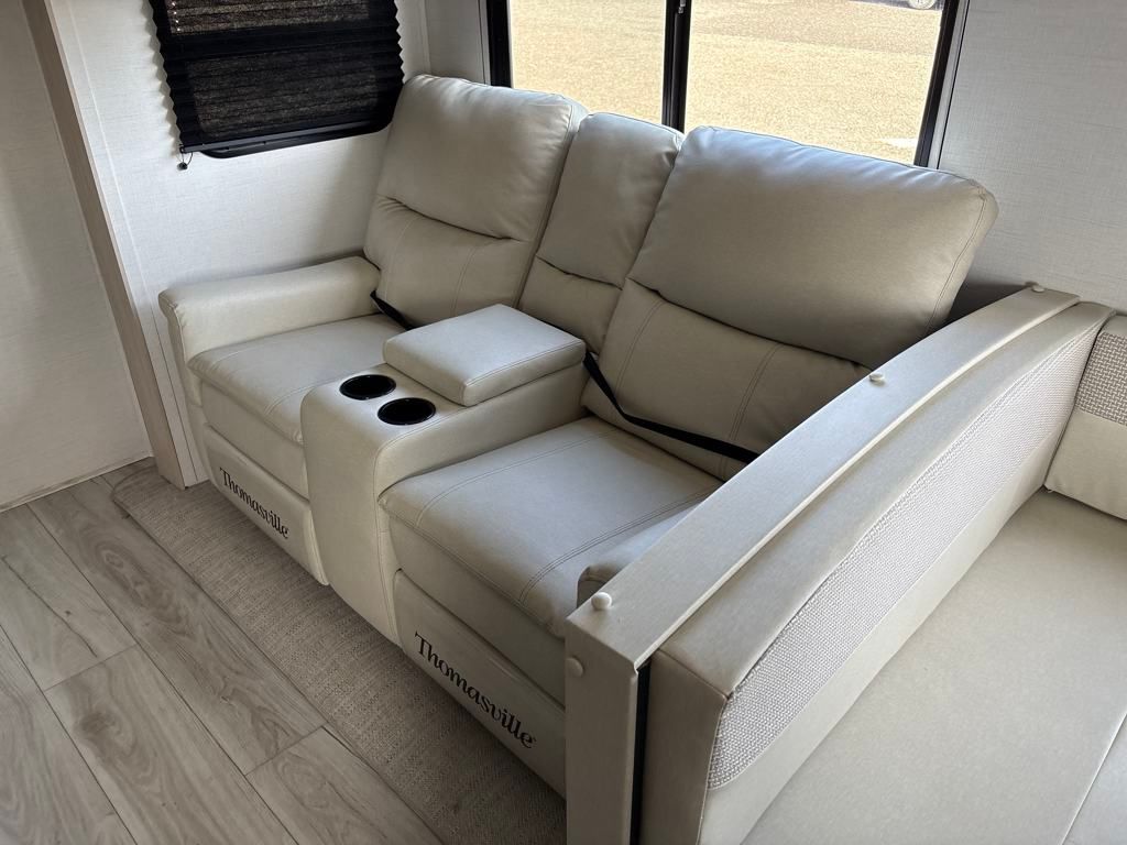 2025 Prime Time Avenger 27 RBS Travel Trailer