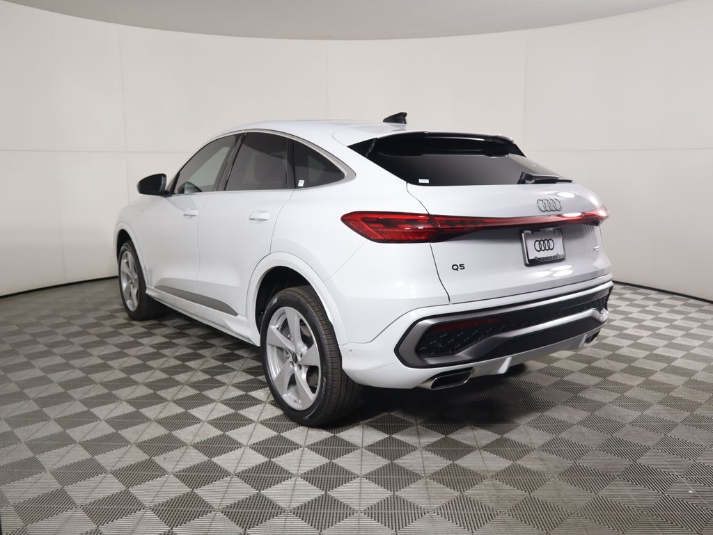 Thumbnail: 2025 Audi Q5 - 8