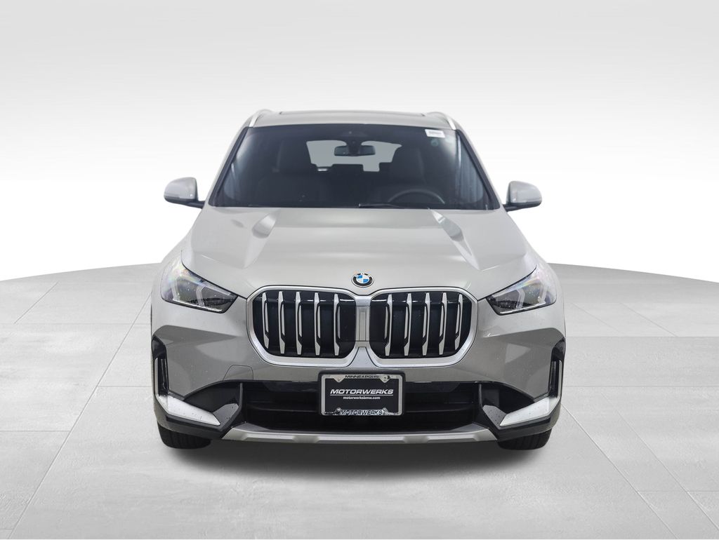 Thumbnail: 2026 BMW X1 - 8
