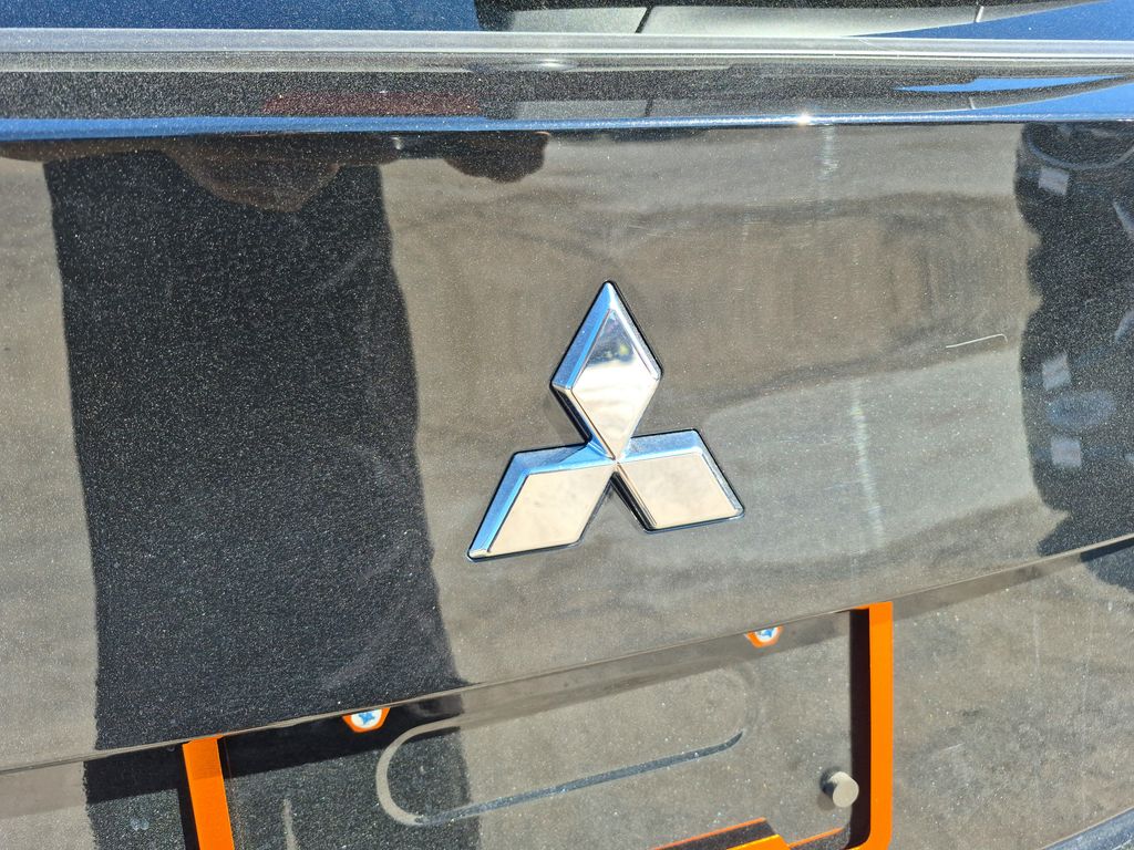 2026 Mitsubishi Outlander ES Black at North Houston Mitsubishi
