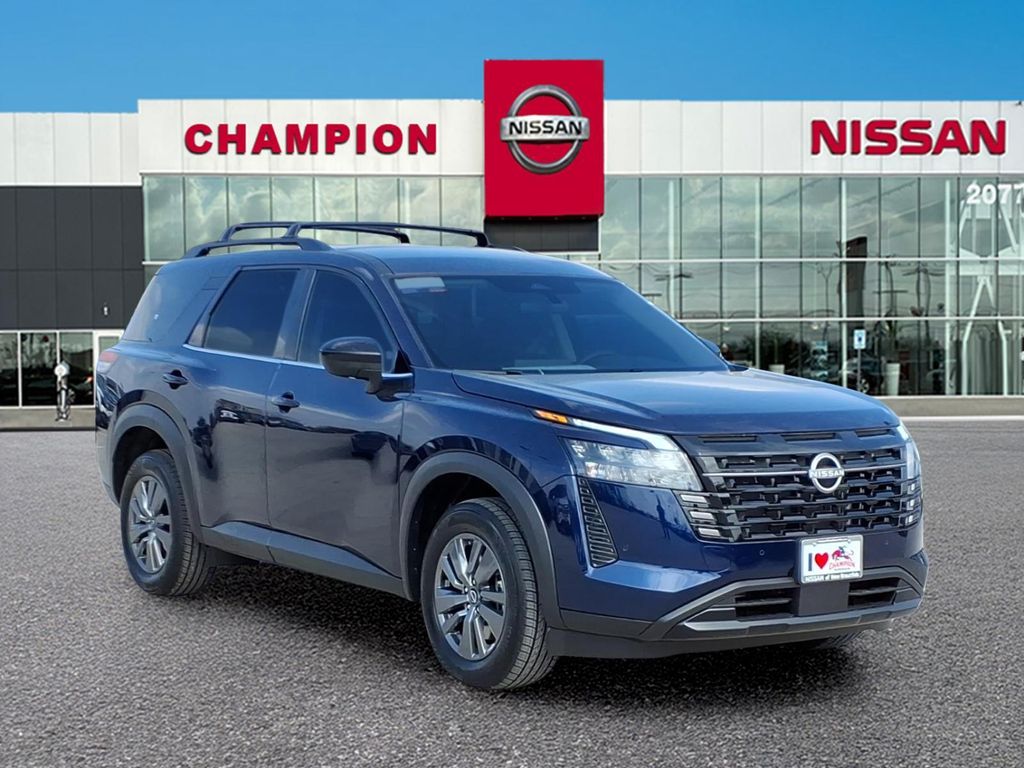 2026 Nissan Pathfinder SV 4WD