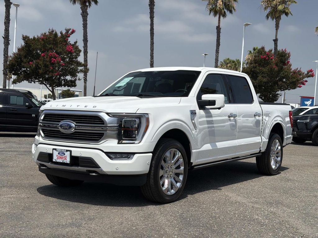 White Metallic 2022 Ford F-150 Pickup Truck Four-Wheel Drive Automatic