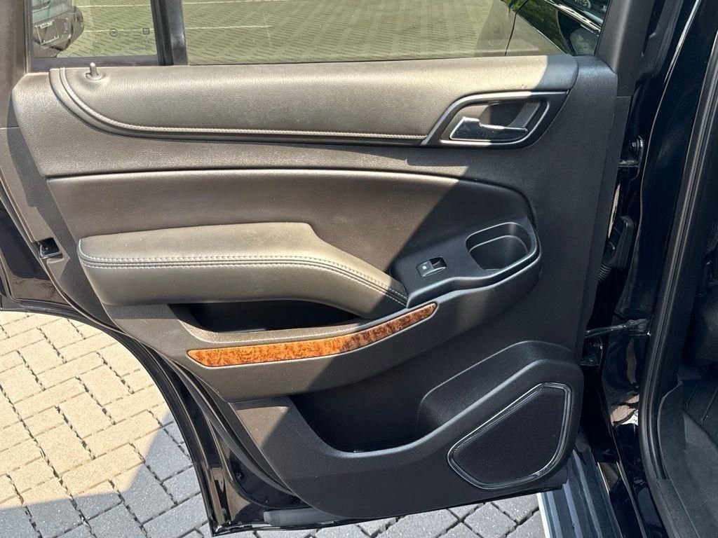 Used 2019 Black Chevrolet Premier image 22