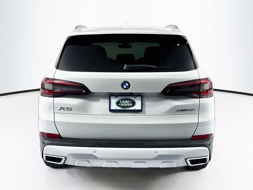 Thumbnail: 2022 BMW X5 - 6