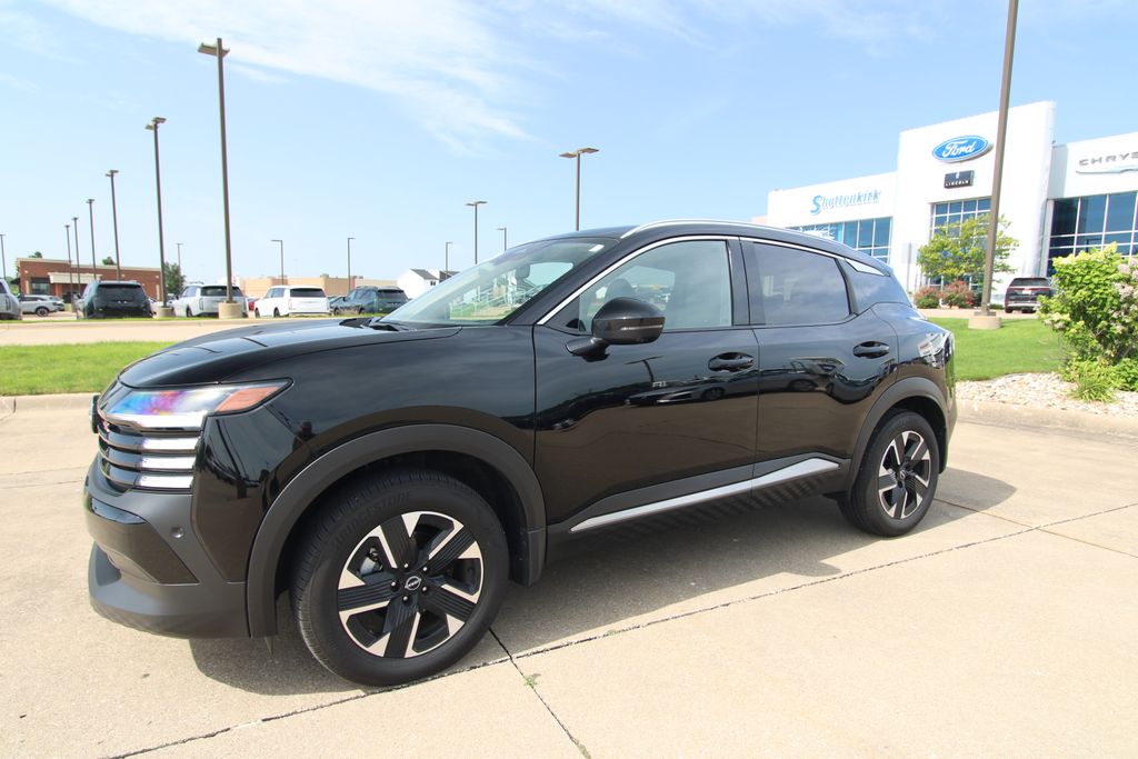 Used 2025 Nissan Kicks SUV