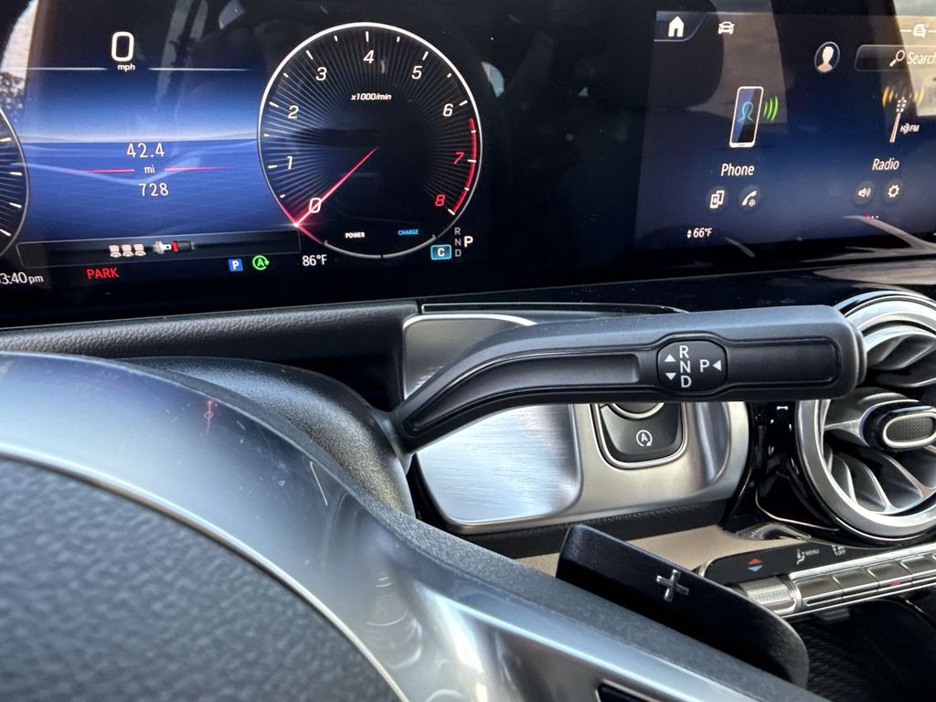 Thumbnail: 2026 Mercedes-Benz GLB - 20