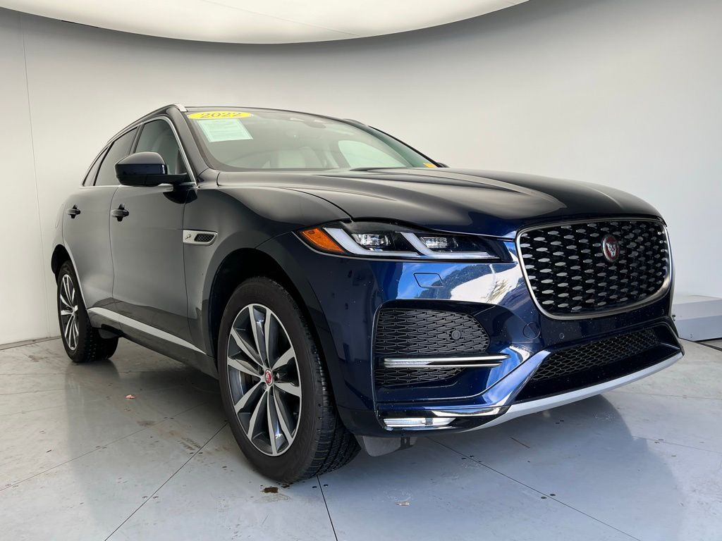 Thumbnail: 2022 Jaguar F-Pace - 2