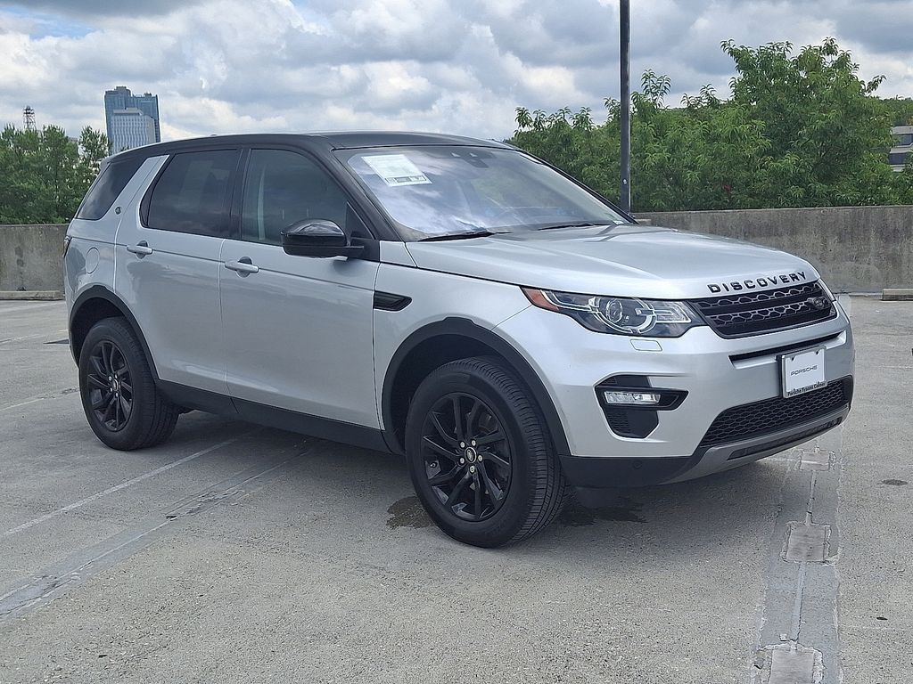 Thumbnail: 2018 Land Rover Discovery Sport - 23