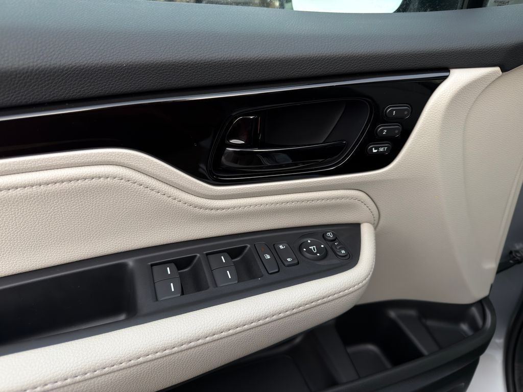 Thumbnail: 2026 Honda Odyssey - 29