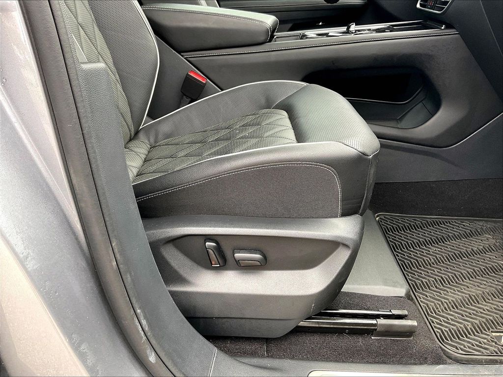 2024 Volkswagen Atlas — photo 39