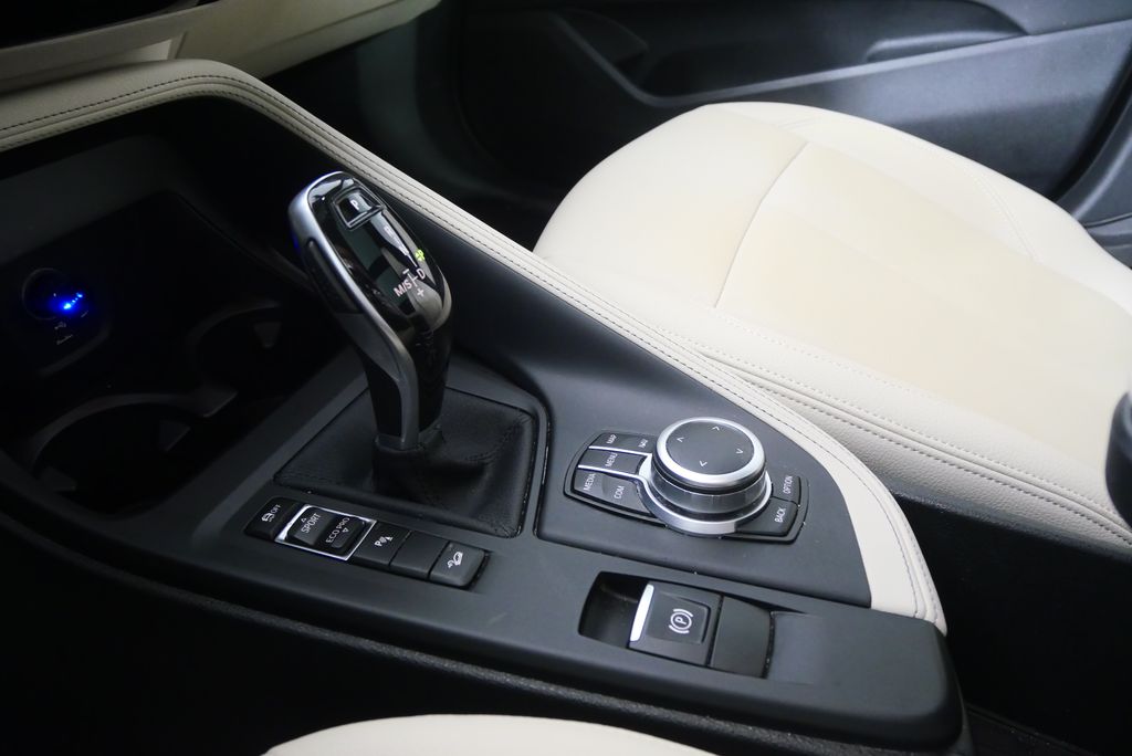 Thumbnail: 2021 BMW X1 - 24