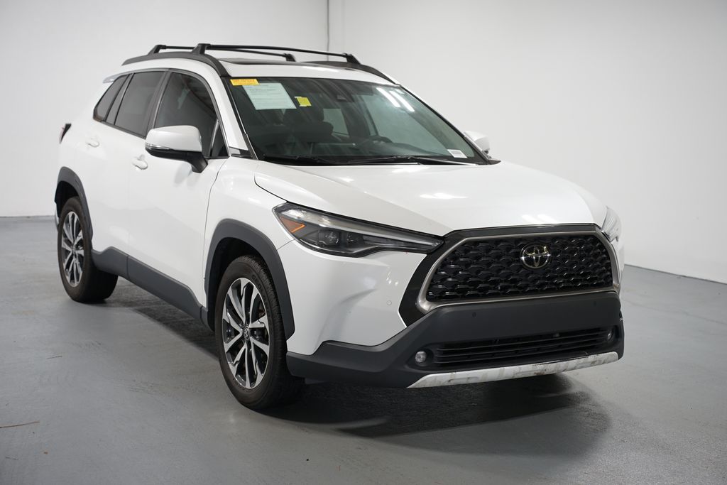 Thumbnail: 2022 Toyota Corolla Cross - 3