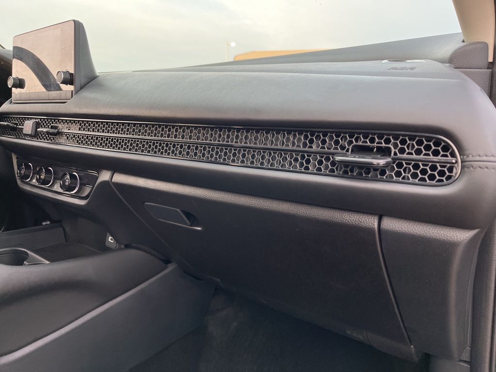 Thumbnail: 2025 Honda HR-V - 28