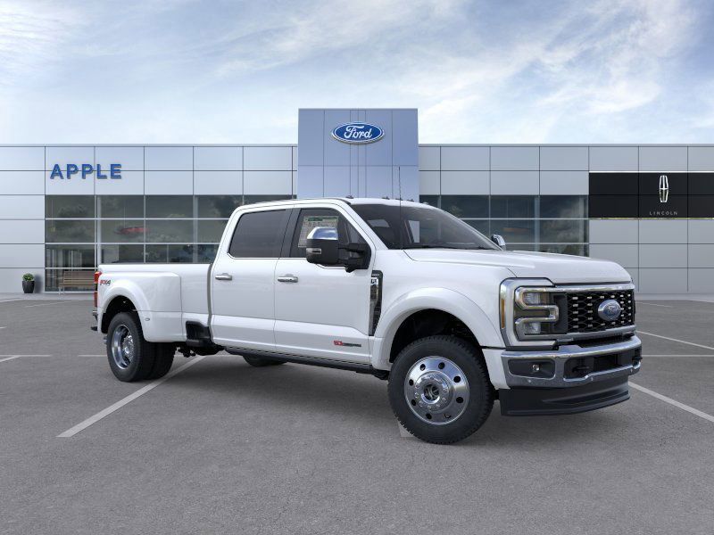2026 Ford F-450 Super Duty LARIAT