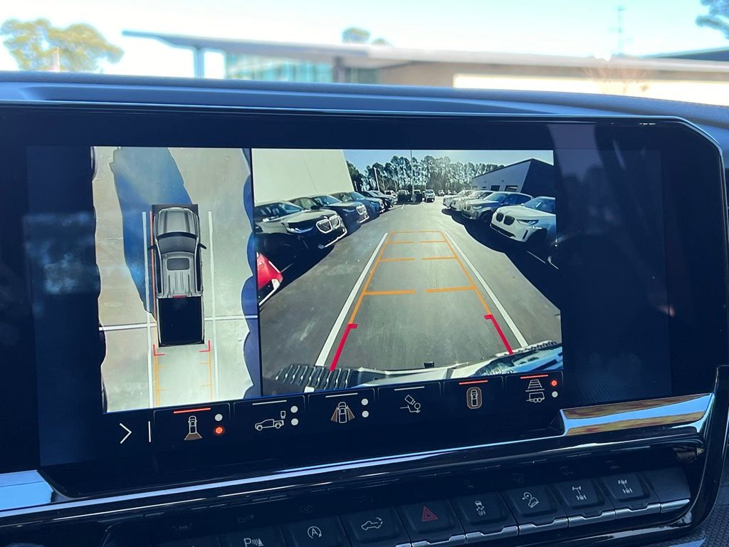 Thumbnail: 2024 Chevrolet Silverado 1500 - 16