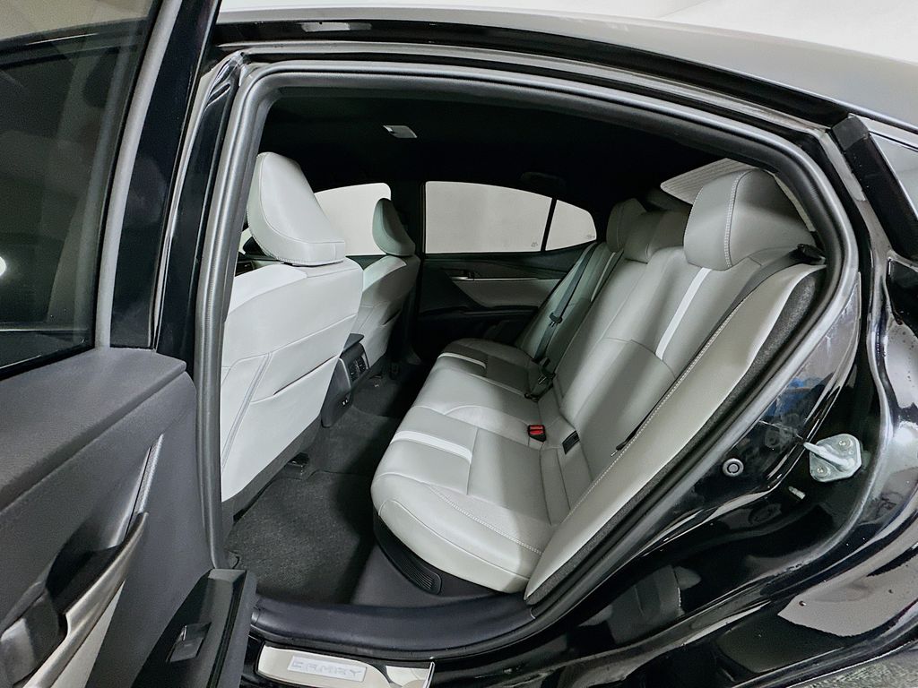 Thumbnail: 2025 Toyota Camry - 23