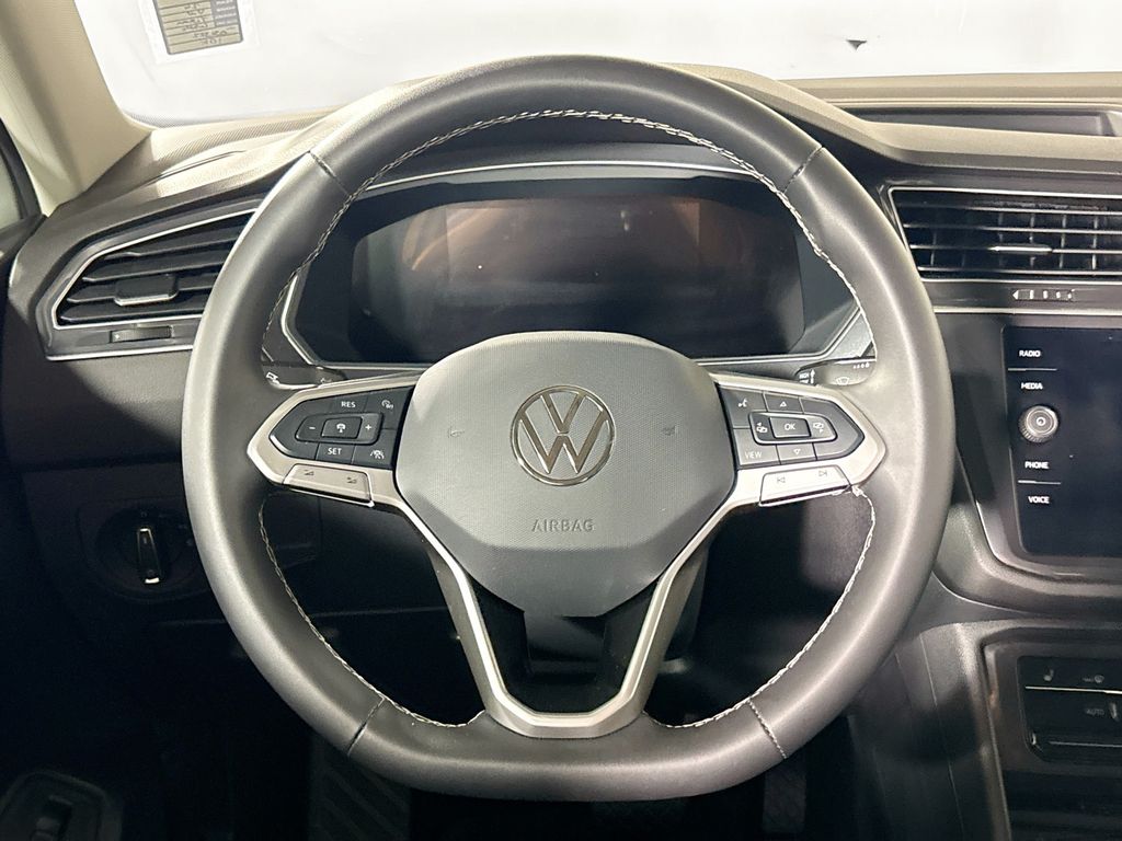 2024 Volkswagen Tiguan 2.0T SE