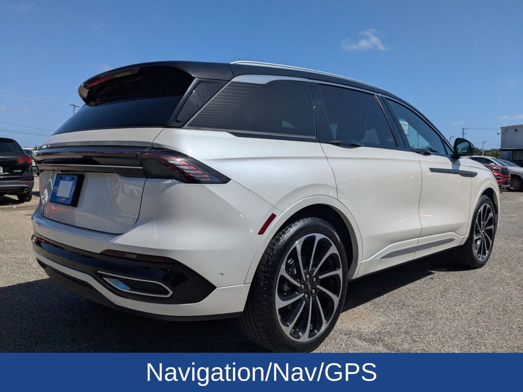 2024 Lincoln Nautilus Black Label