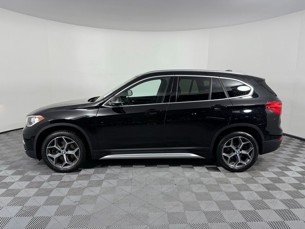 2019 BMW X1 xDrive28i 8