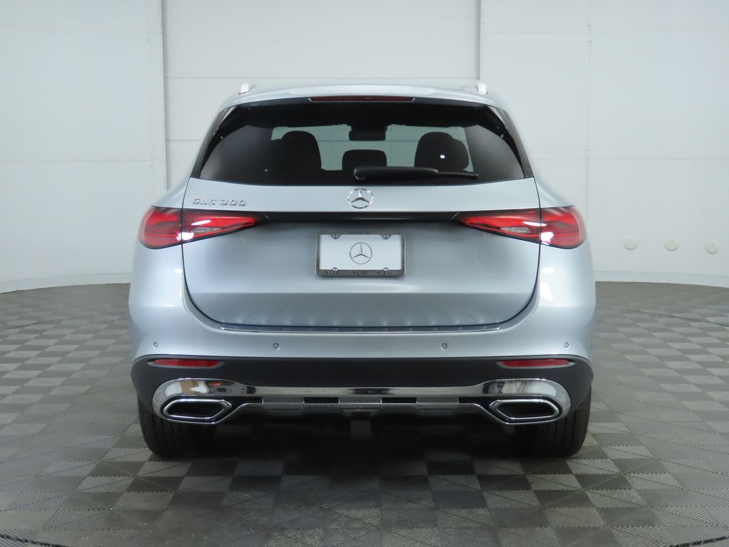 2025 Mercedes-Benz GLC 300 6