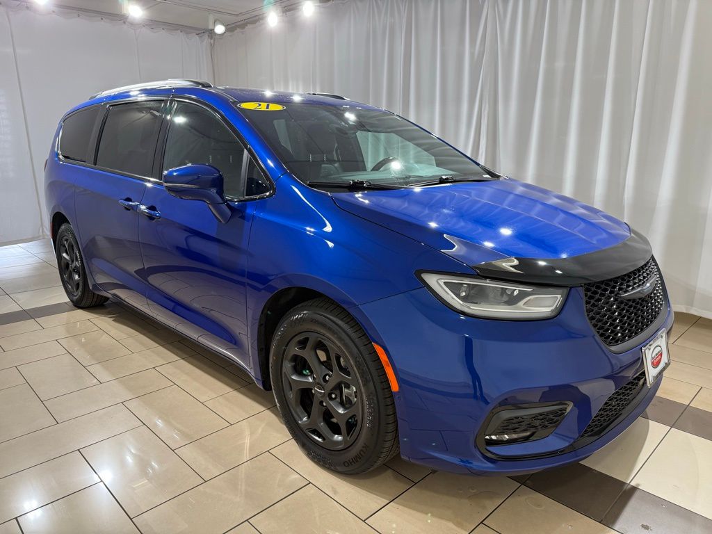 Thumbnail: 2021 Chrysler Pacifica - 7