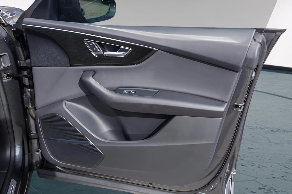 Used Car 2021 Audi Q8  55 Premium Plus For Sale Under $40,000 In Austin, Texas