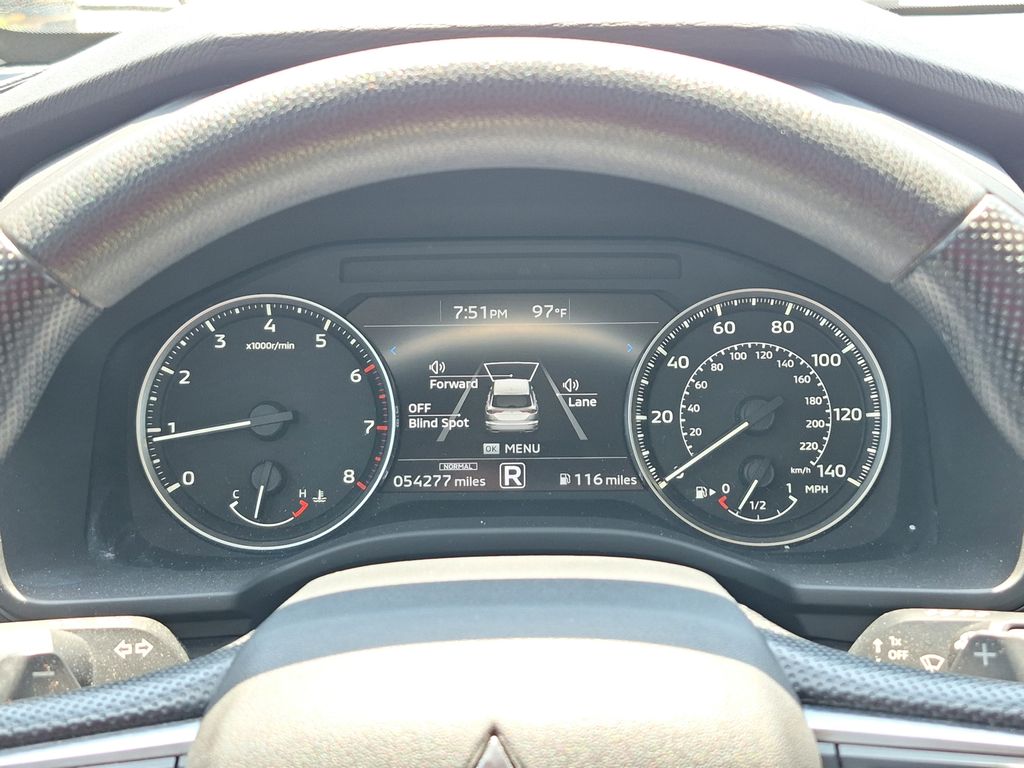 2023 Mitsubishi Outlander ES White at North Houston Mitsubishi