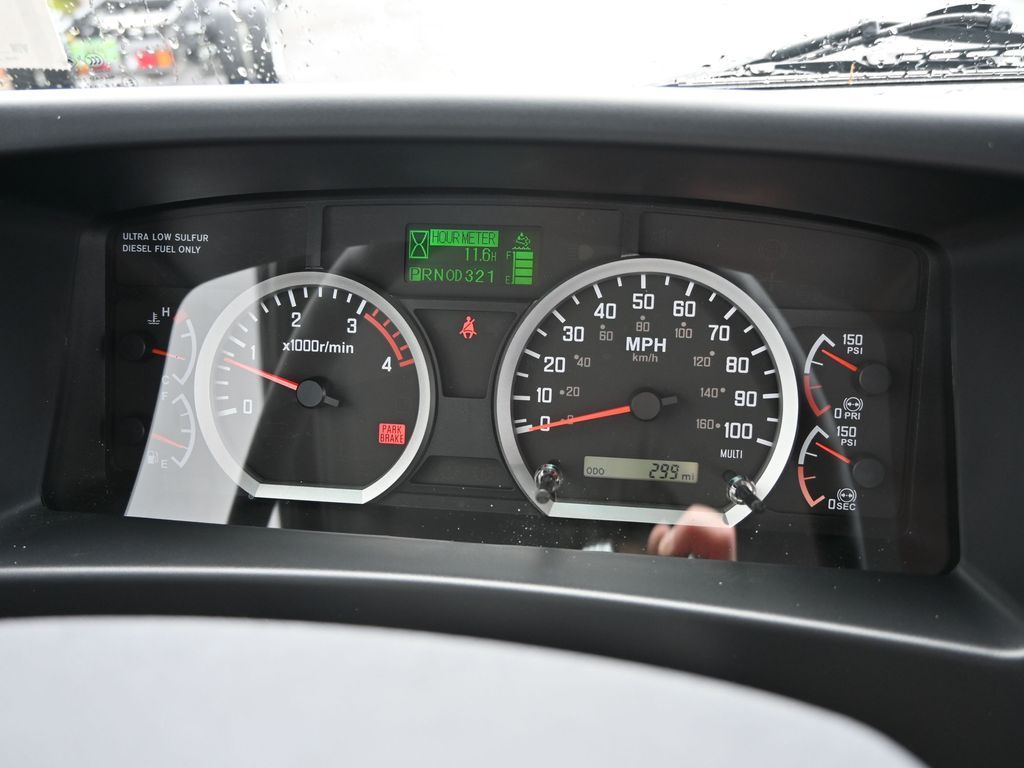 2025 Isuzu FTR 