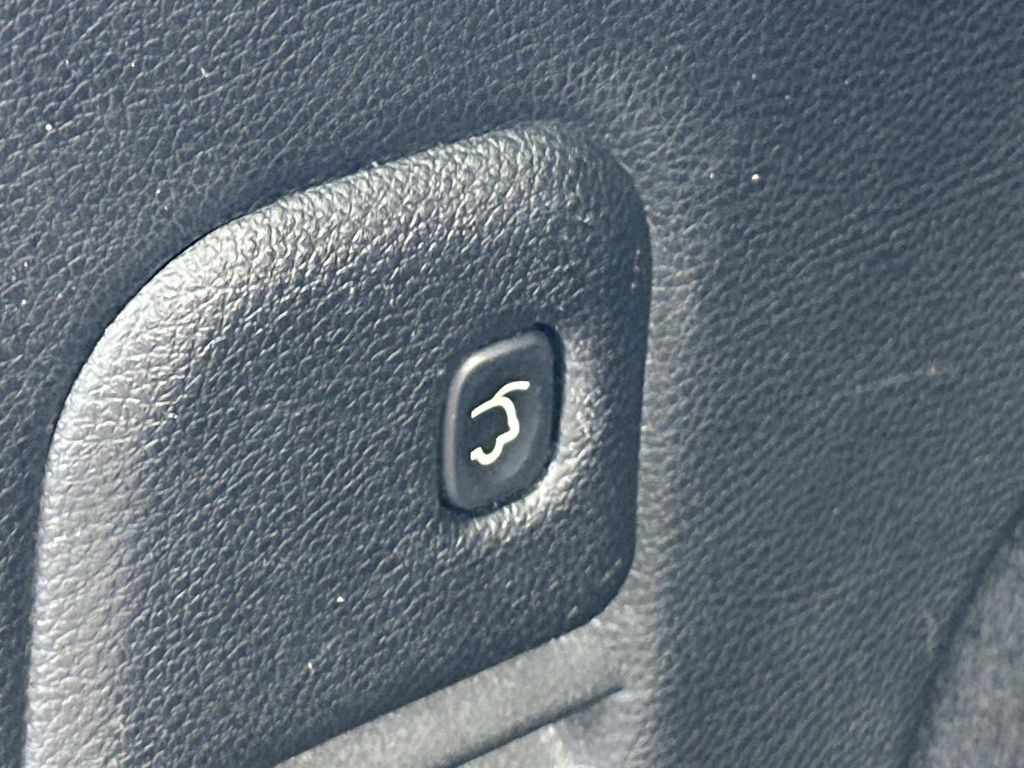 Thumbnail: 2015 Jeep Grand Cherokee - 26