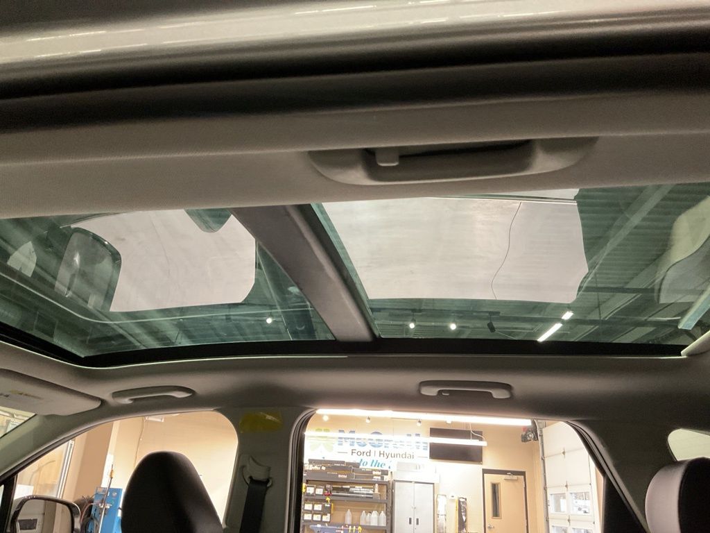 New 2026 Gray Kia EX image 8