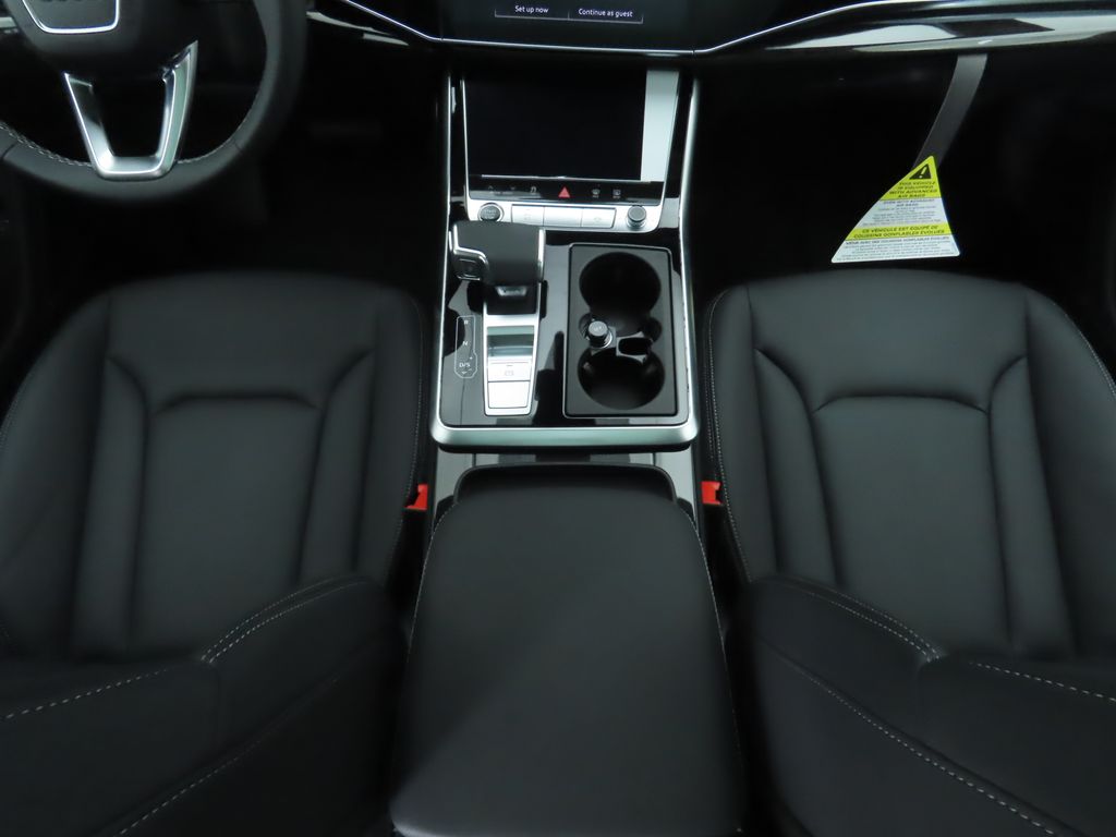 Thumbnail: 2025 Audi Q7 - 18
