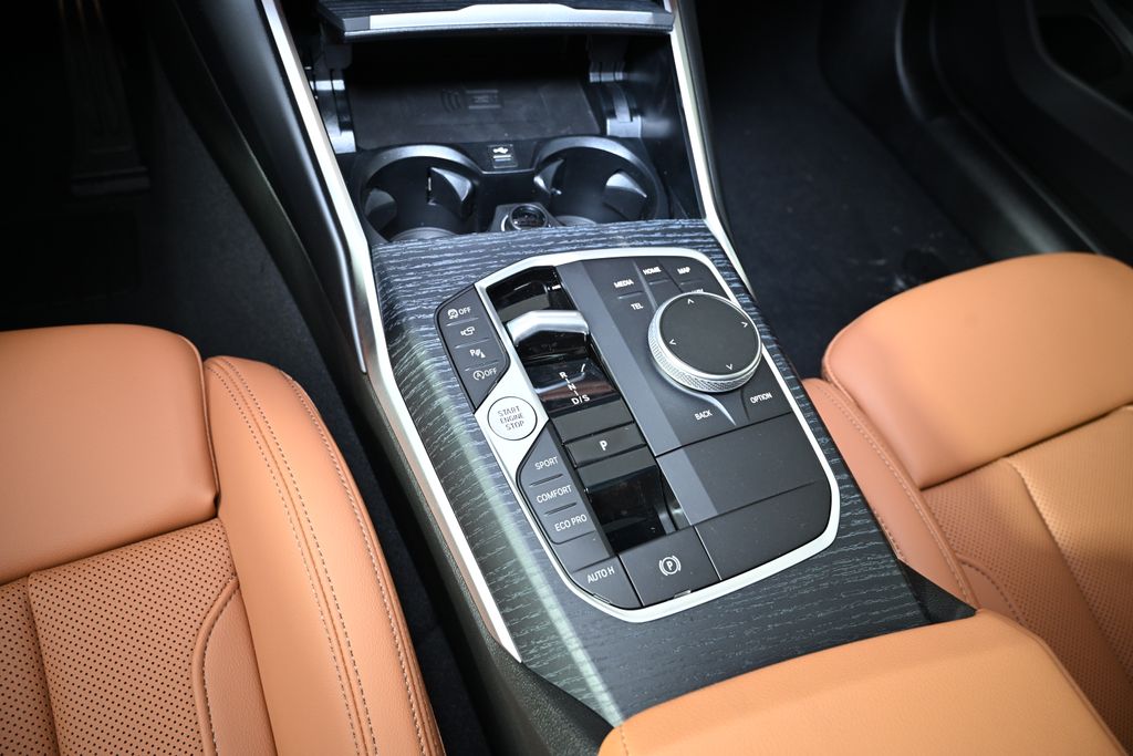 Thumbnail: 2025 BMW 3 Series - 19