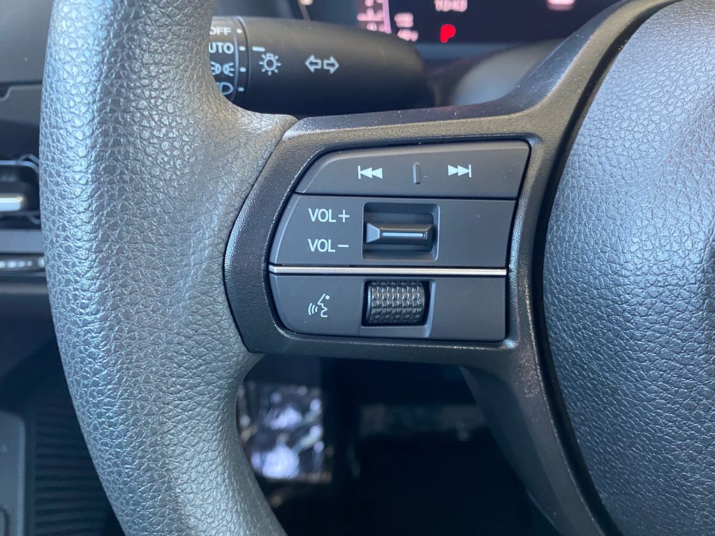 2023 Honda Accord EX 11
