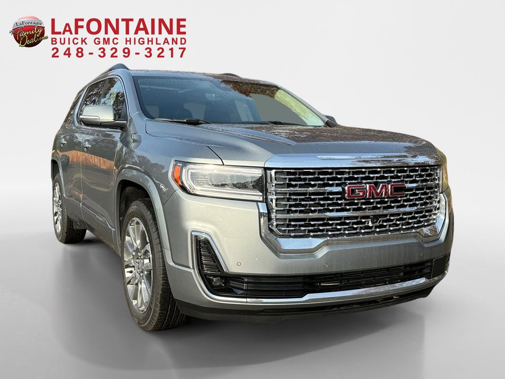 2023 GMC Acadia Denali 3