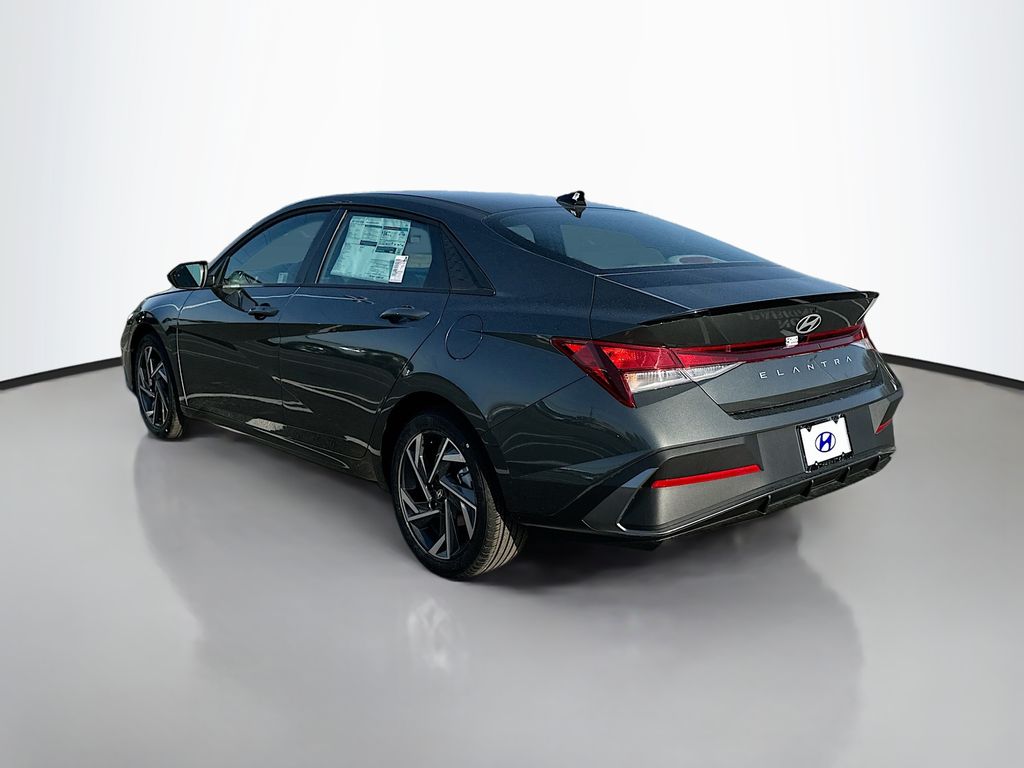 2025 Hyundai Elantra Sport 7