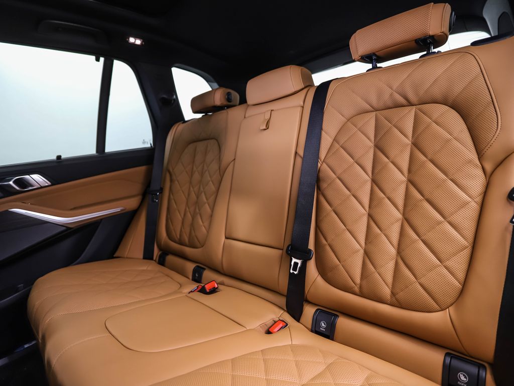 Thumbnail: 2026 BMW X5 - 24