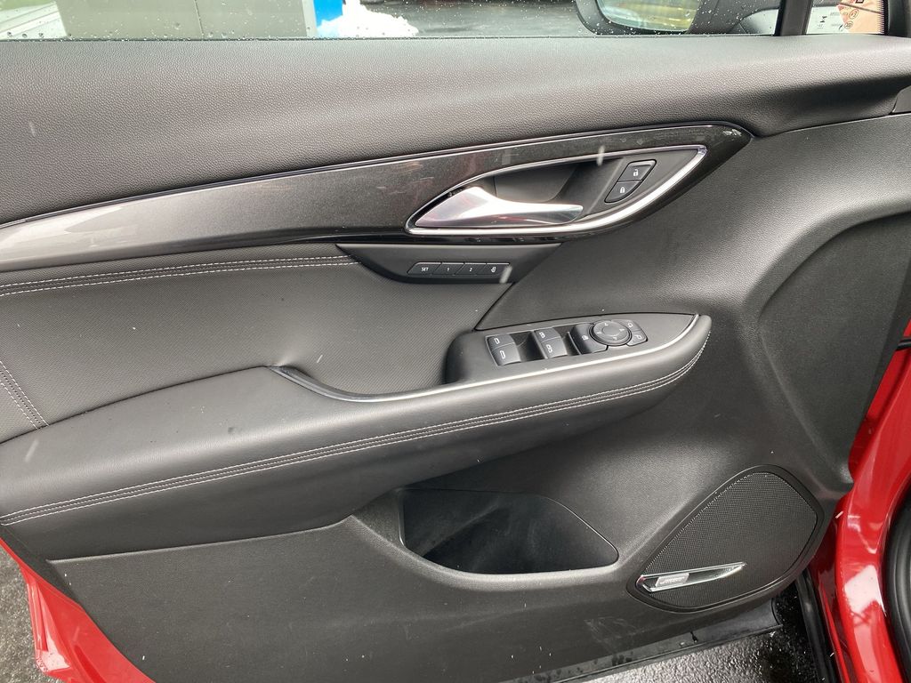 2025 Buick Envision Preferred - Photo 21