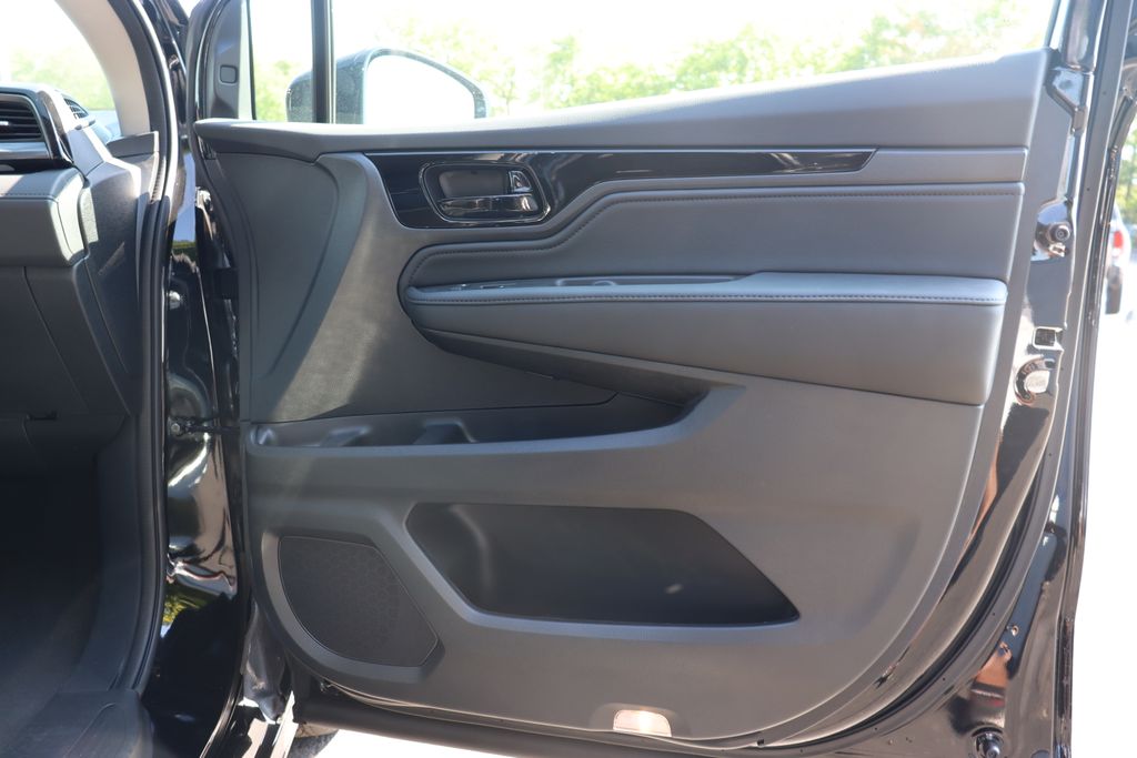 2025 Honda Odyssey Elite 22