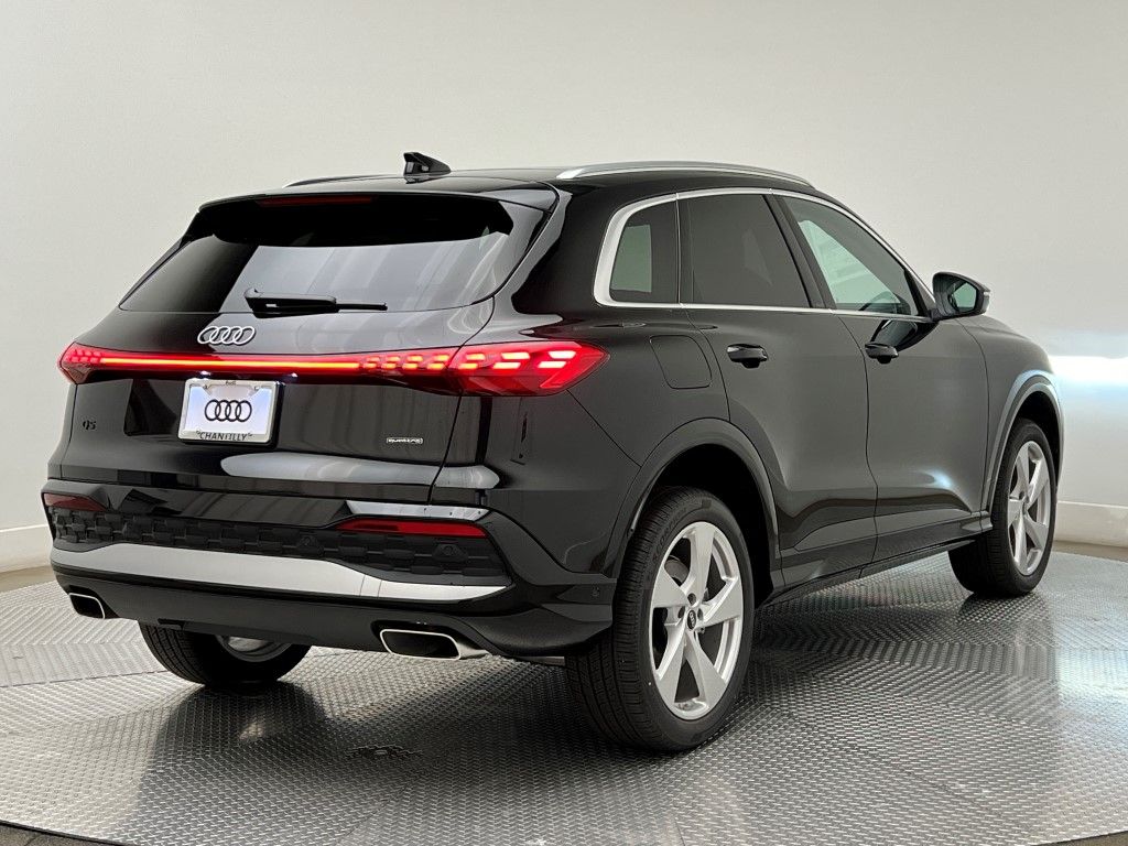 Thumbnail: 2025 Audi Q5 - 5