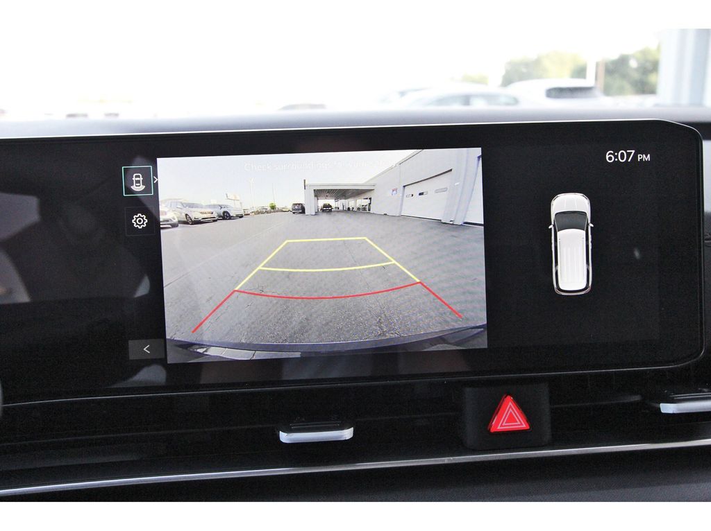 New 2026 Kia Carnival MPV Van
