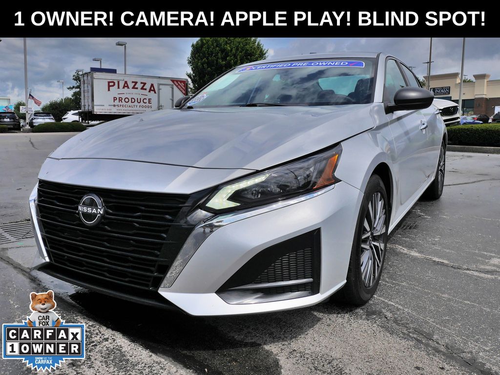 Brilliant Silver Metallic 2025 Nissan Altima Sedan Front-Wheel Drive Continuously Variable Transmission