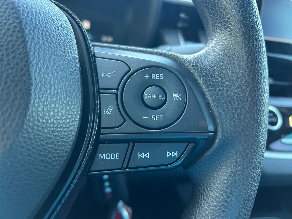 Thumbnail: 2021 Toyota Corolla - 18